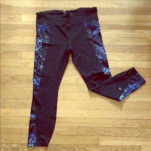 Gap XL Sculpt Compression snakeskin pant